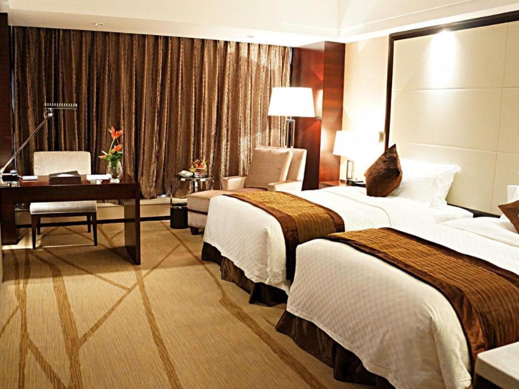 White Swan Hotel Чанша Экстерьер фото