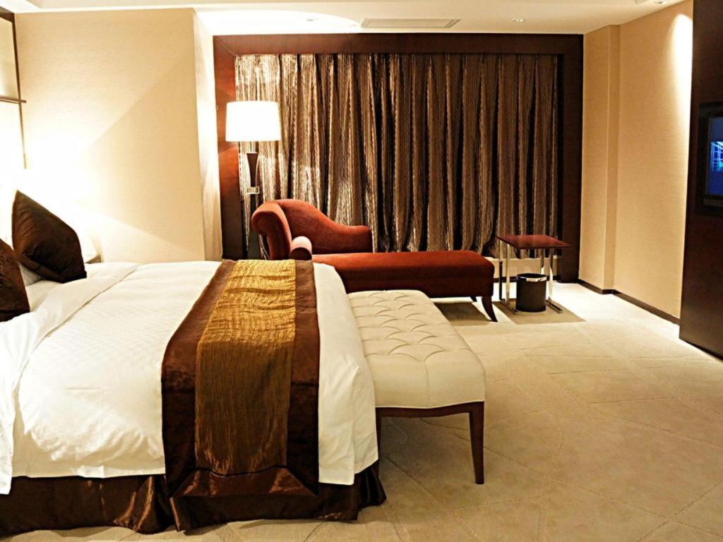 White Swan Hotel Чанша Экстерьер фото