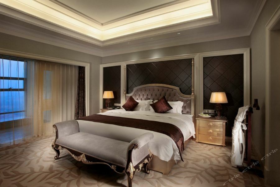White Swan Hotel Чанша Экстерьер фото